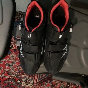 Peloton Men's Black and Red Athletic Cycling Shoes